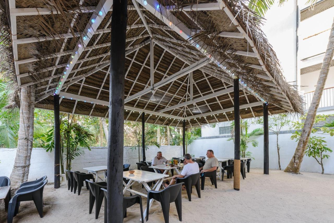 Hotel Bright Sunshine Hikkaduwa Exterior foto