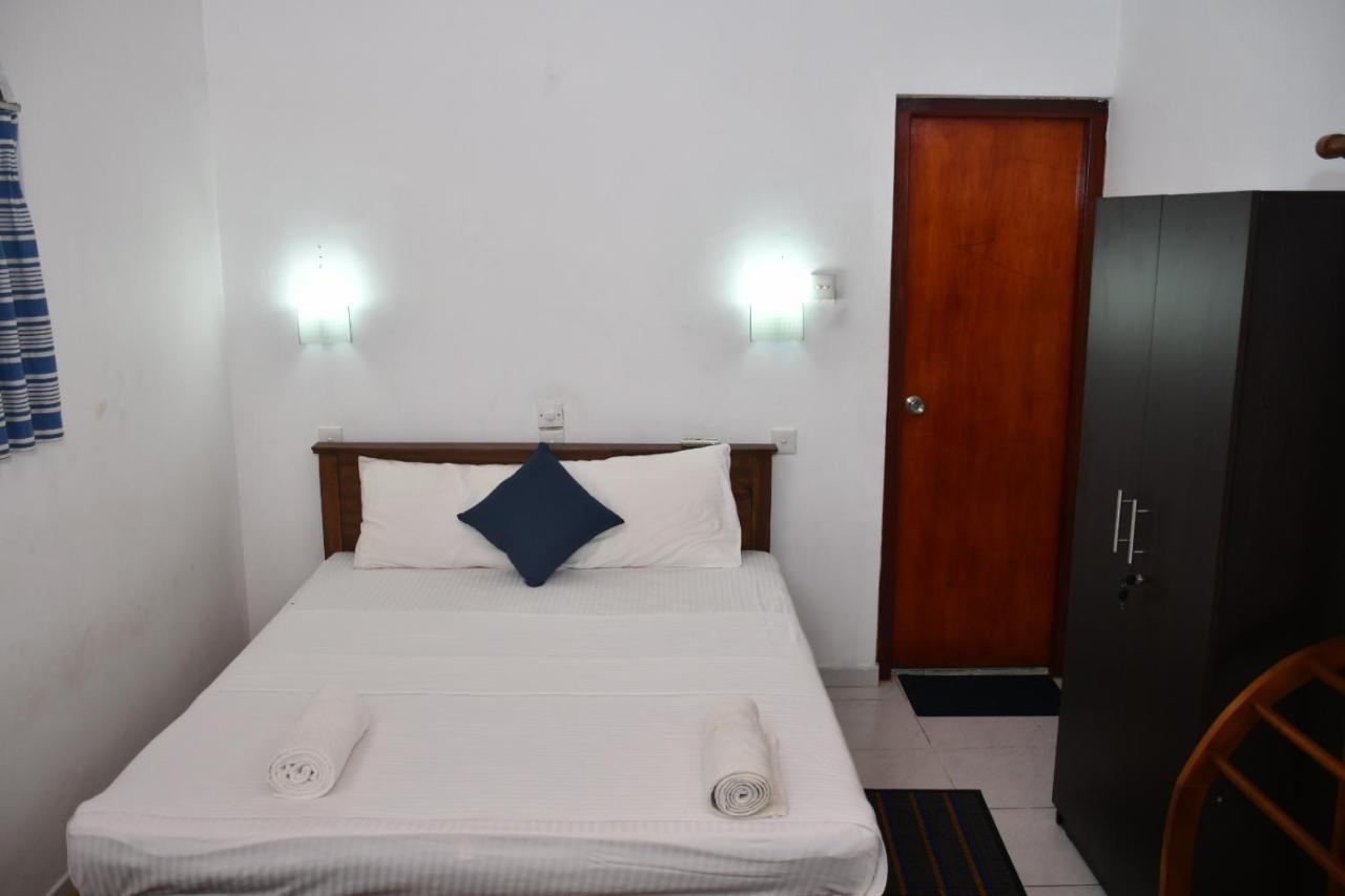 Hotel Bright Sunshine Hikkaduwa Exterior foto